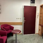 Plaza アパート *