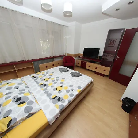 Plaza Apartment